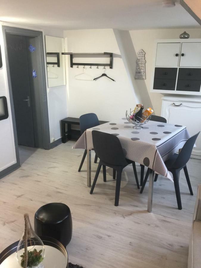 Au 112 Bis Apartment Трувил сюр Мер Екстериор снимка